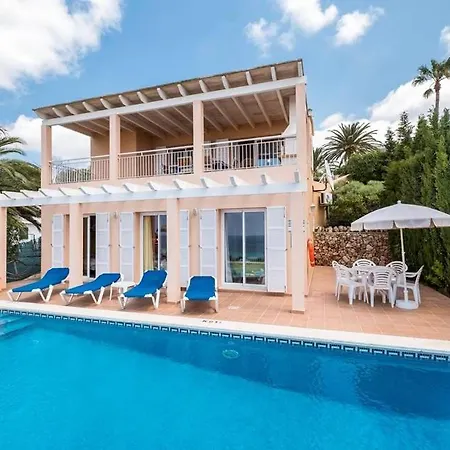 Casa Roman - 3 Bedroom - Beautiful Sea Views - A Private Family *